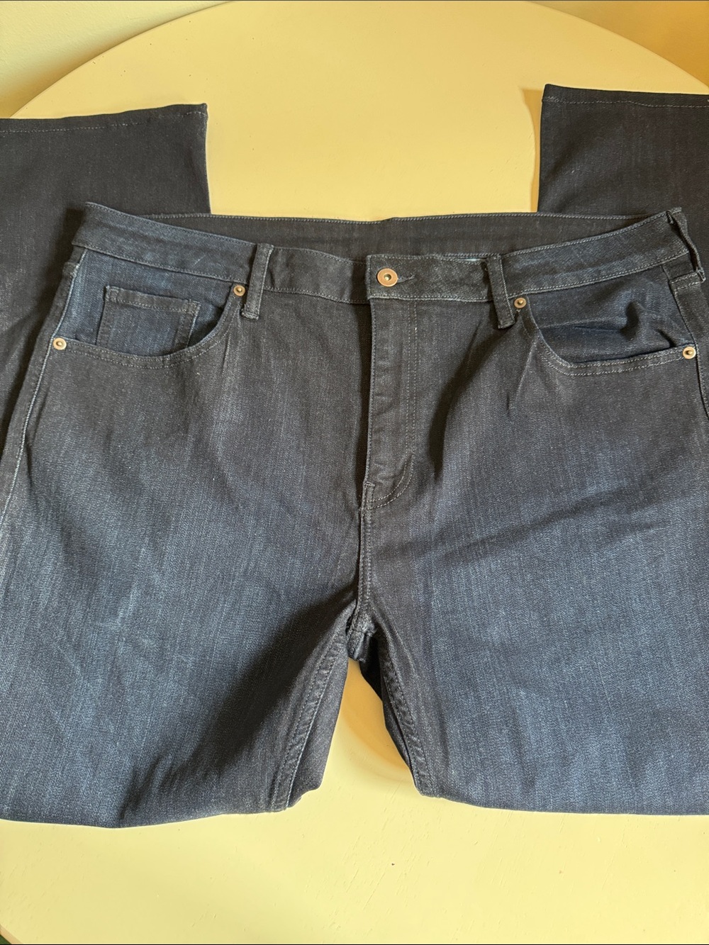 True Classic Men's Straight Fit Dark Indigo Jeans NWT 40x30